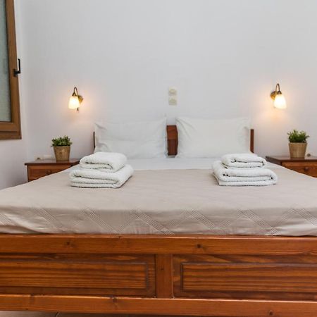 Aqua Naxos Apartments & Suites Agios Prokopios  Buitenkant foto