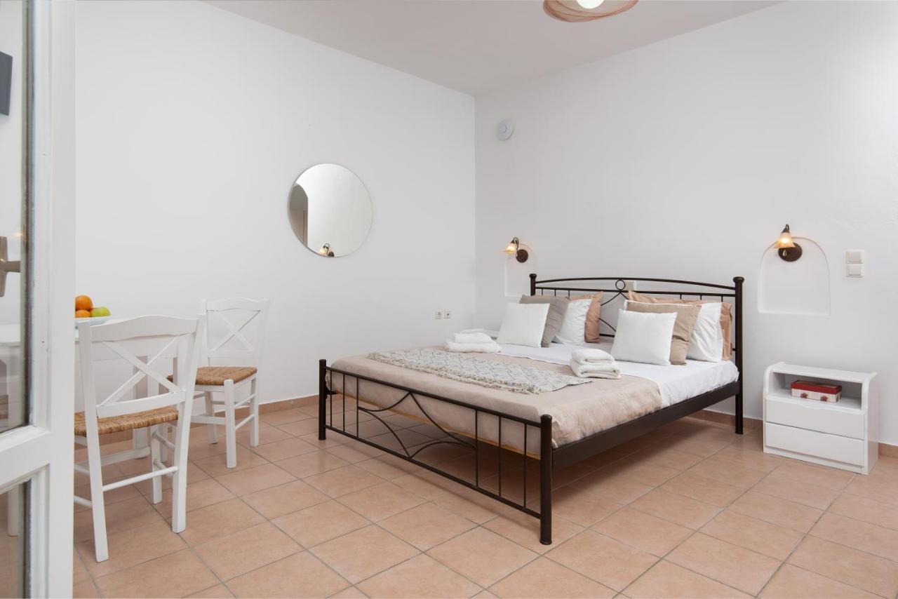 Aqua Naxos Apartments & Suites Agios Prokopios  Buitenkant foto