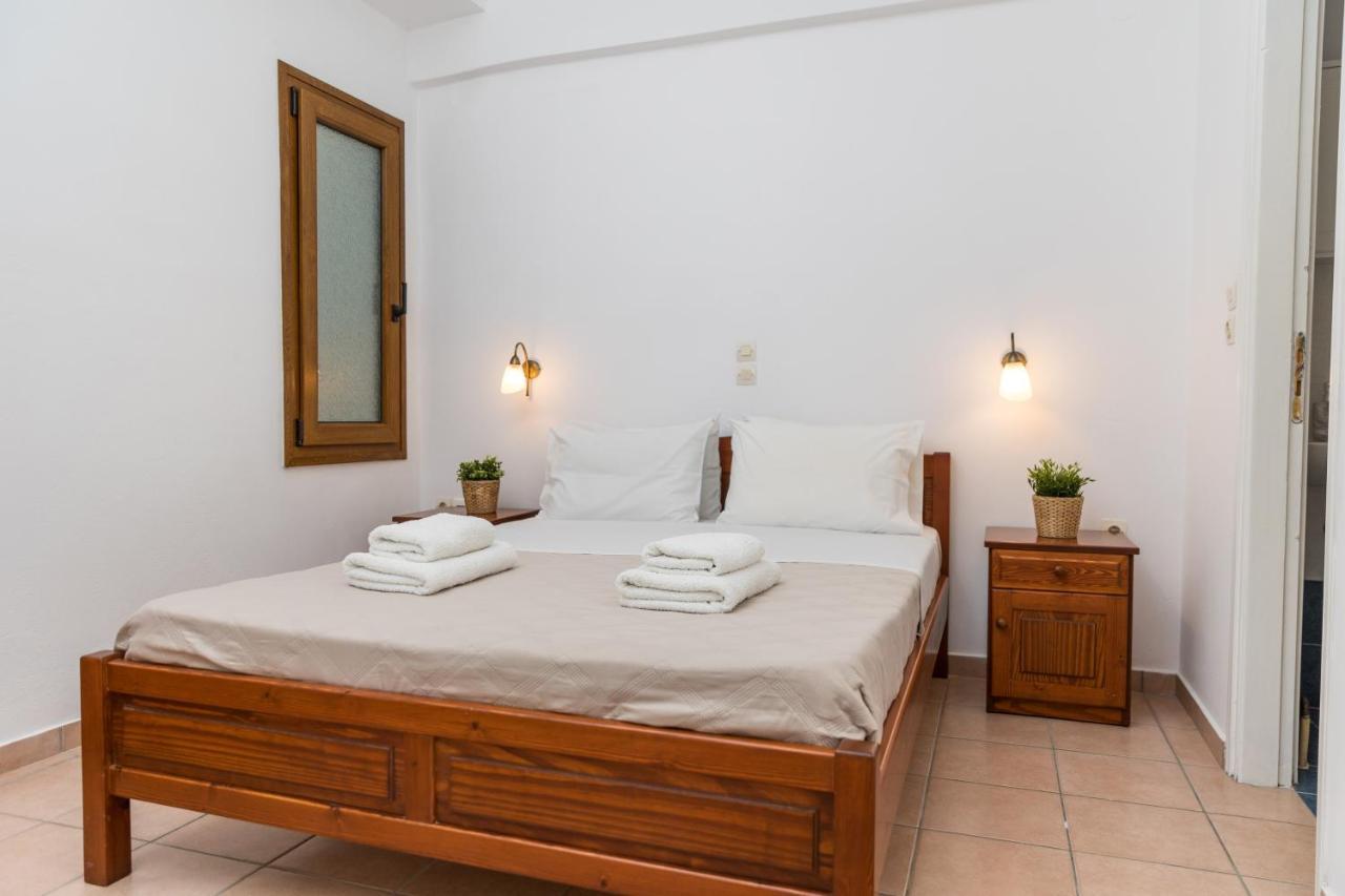 Aqua Naxos Apartments & Suites Agios Prokopios  Buitenkant foto