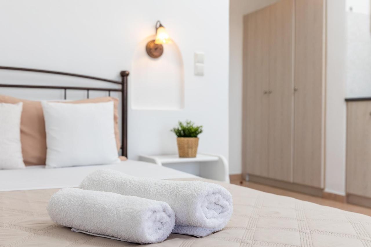 Aqua Naxos Apartments & Suites Agios Prokopios  Buitenkant foto