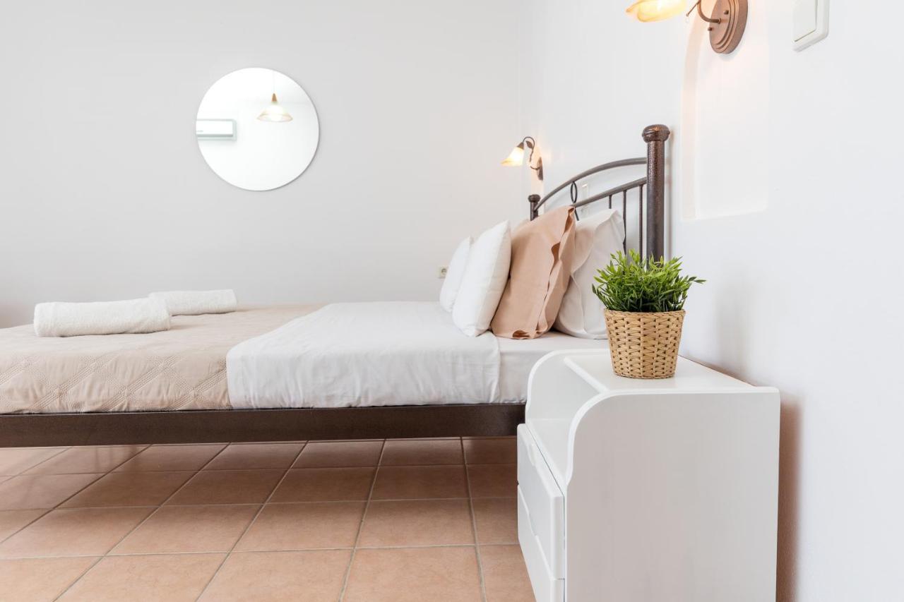 Aqua Naxos Apartments & Suites Agios Prokopios  Buitenkant foto
