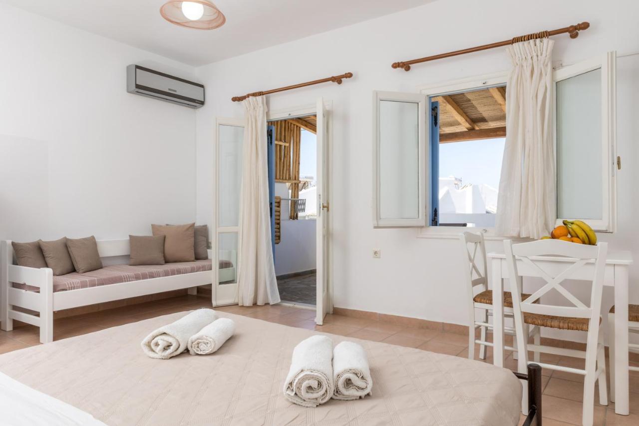 Aqua Naxos Apartments & Suites Agios Prokopios  Buitenkant foto